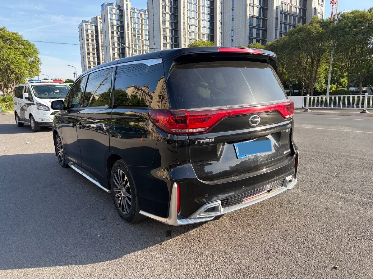 2021 GAC Trumpchi M8 2.0T 252HP L4 8AT,autocango,china used car exporter,china ev exporter,chinese used car exporter,chinese used ev exporter