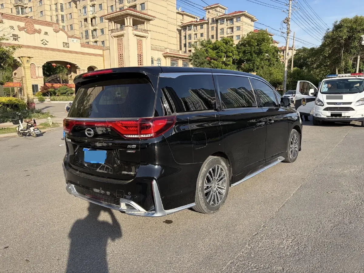 2021 GAC Trumpchi M8 2.0T 252HP L4 8AT,autocango,china used car exporter,china ev exporter,chinese used car exporter,chinese used ev exporter