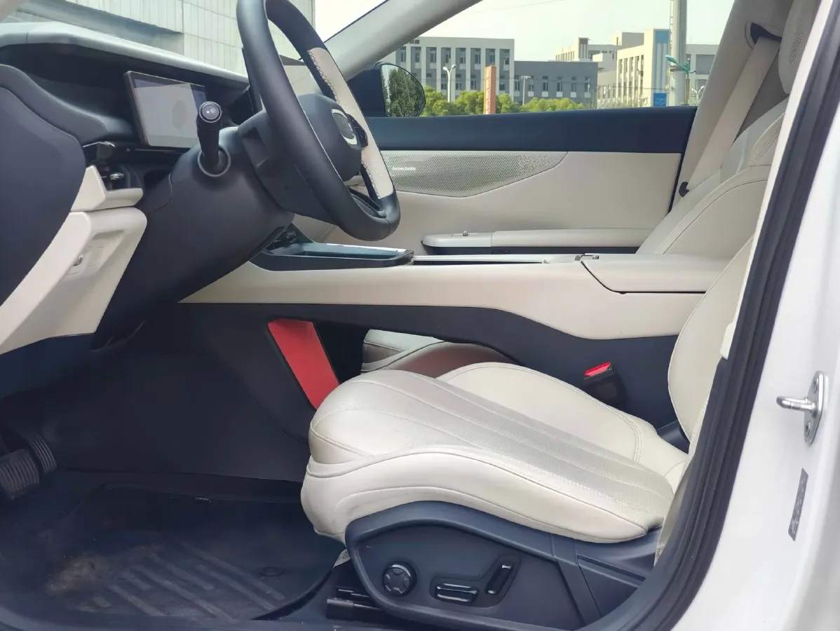 2024 LYNK&CO 01 2.0T 254HP L4 8AT,autocango,china used car exporter,china ev exporter,chinese used car exporter,chinese used ev exporter