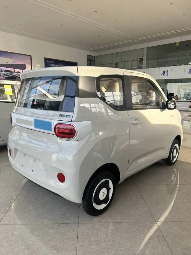 2024 WuLing HongGuang MINI EV BEV 17.3KWH,autocango,china used car exporter,china ev exporter,chinese used car exporter,chinese used ev exporter