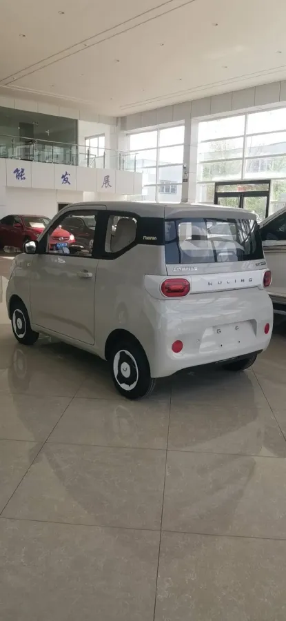 2024 WuLing HongGuang MINI EV BEV 17.3KWH,autocango,china used car exporter,china ev exporter,chinese used car exporter,chinese used ev exporter
