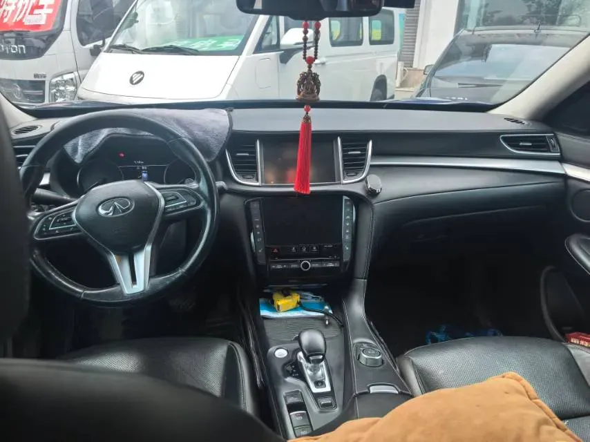 2018 Mitsubishi Pajero 3.0L 174HP V6 5AT,autocango,china used car exporter,china ev exporter,chinese used car exporter,chinese used ev exporter