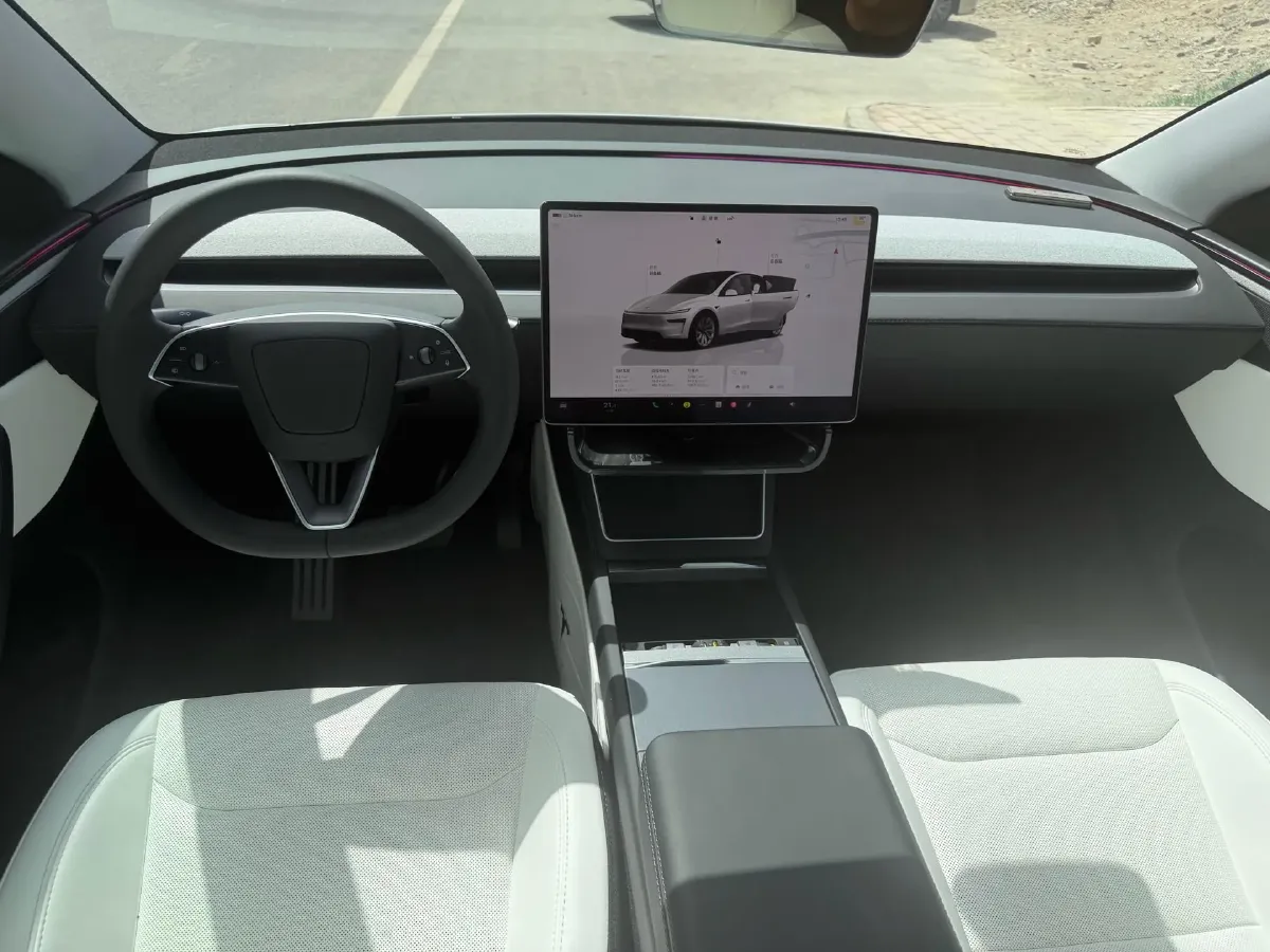 2025 Tesla Model Y BEV 78.4KWH,autocango,china used car exporter,china ev exporter,chinese used car exporter,chinese used ev exporter