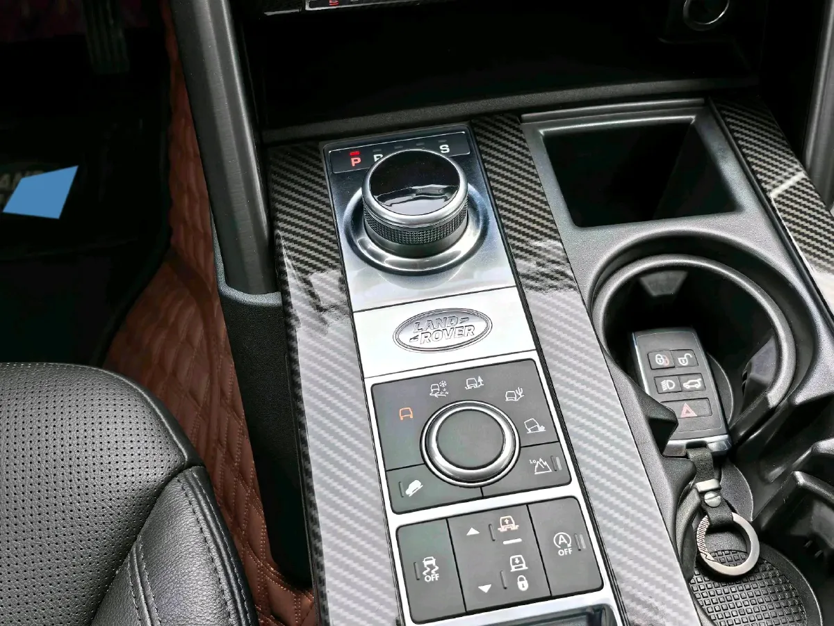 2020 Land Rover Discovery 3.0T 340HP V6 8AT,autocango,china used car exporter,china ev exporter,chinese used car exporter,chinese used ev exporter