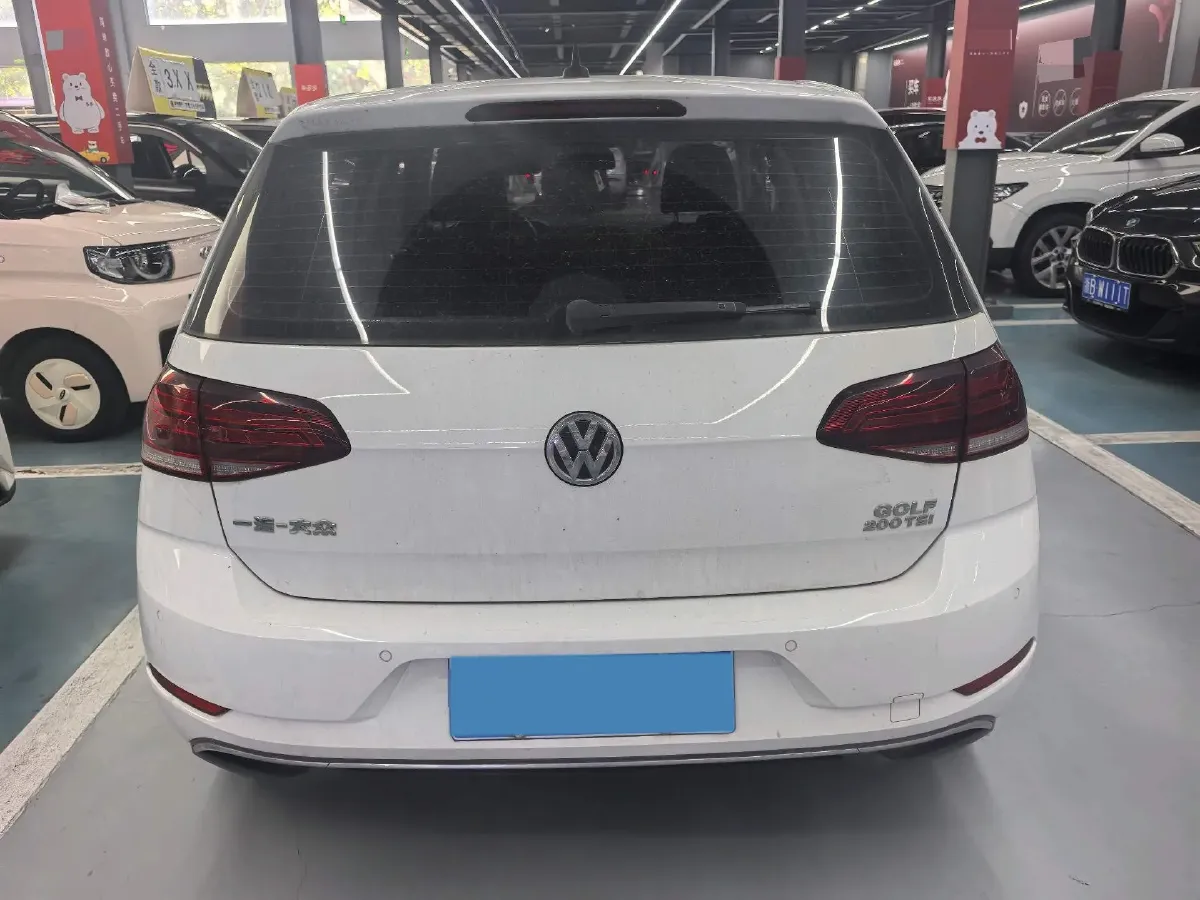 2019 Ford Focus 1.5T 184HP L3 8AT,autocango,china used car exporter,china ev exporter,chinese used car exporter,chinese used ev exporter