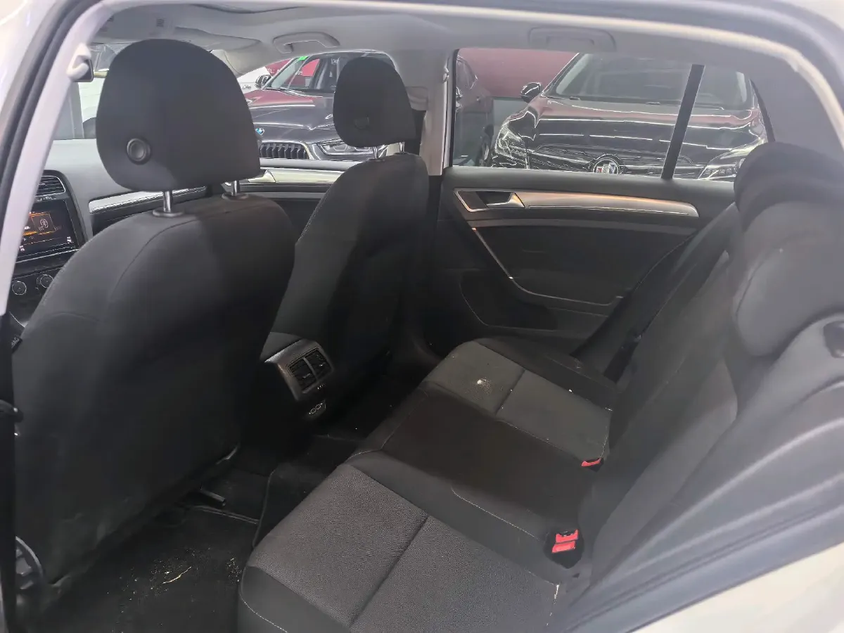 2019 Ford Focus 1.5T 184HP L3 8AT,autocango,china used car exporter,china ev exporter,chinese used car exporter,chinese used ev exporter