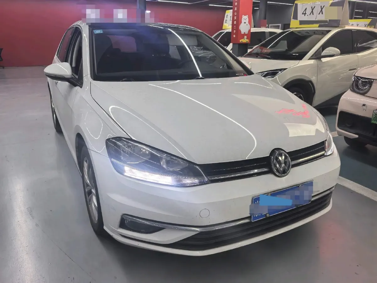 2019 Ford Focus 1.5T 184HP L3 8AT,autocango,china used car exporter,china ev exporter,chinese used car exporter,chinese used ev exporter