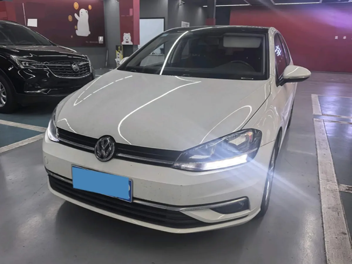 2019 Ford Focus 1.5T 184HP L3 8AT,autocango,china used car exporter,china ev exporter,chinese used car exporter,chinese used ev exporter