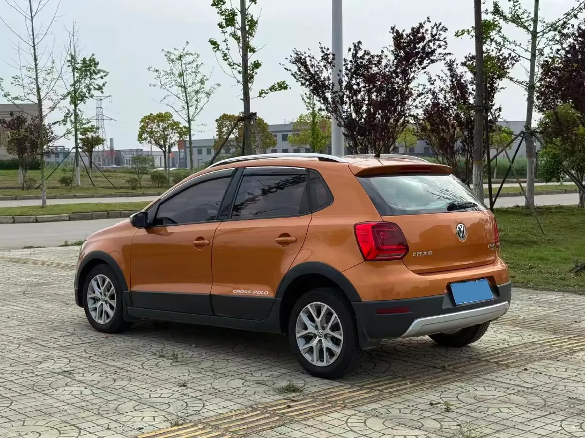 2018 Landwind XiaoYao 1.5T 163HP L4 CVT,autocango,china used car exporter,china ev exporter,chinese used car exporter,chinese used ev exporter