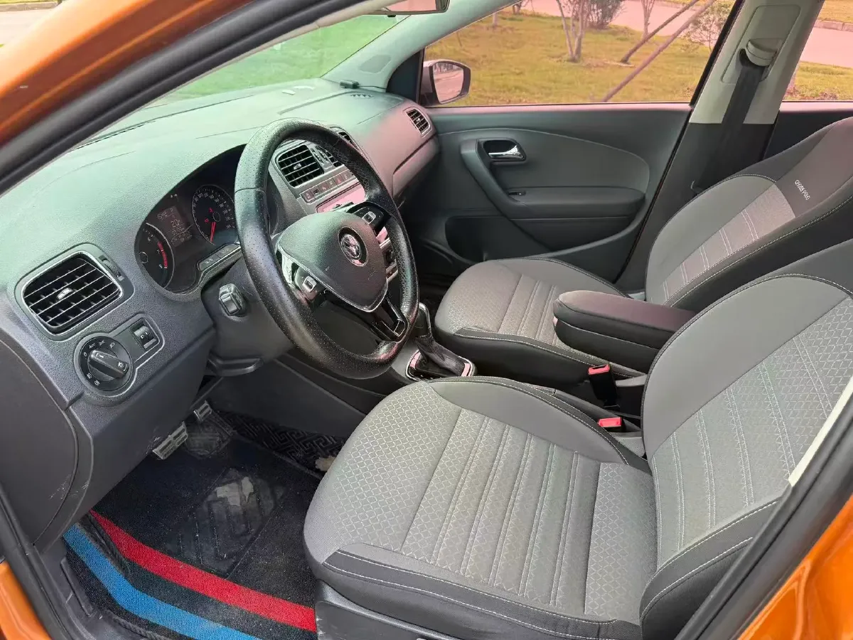 2018 Landwind XiaoYao 1.5T 163HP L4 CVT,autocango,china used car exporter,china ev exporter,chinese used car exporter,chinese used ev exporter