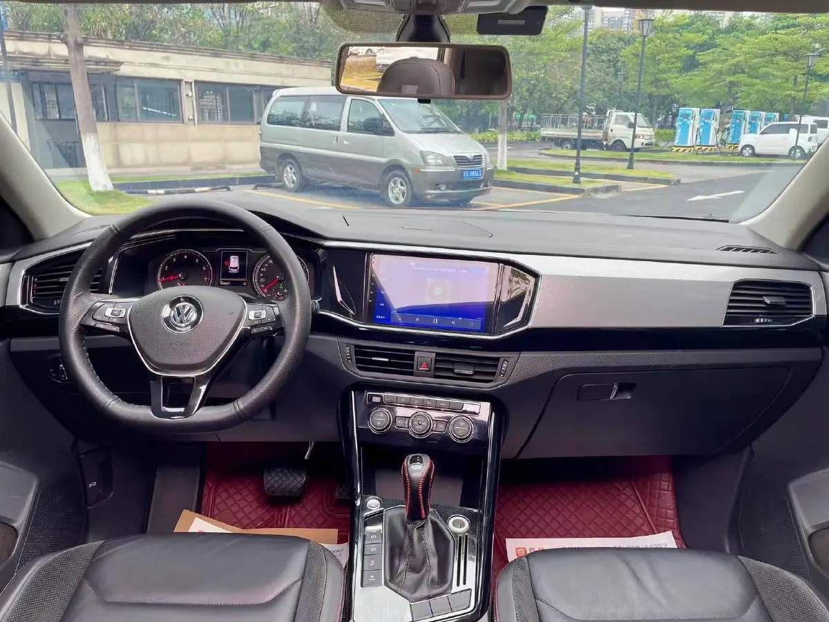 2019 Jeep Cherokee 2.0T 234HP L4 9AT,autocango,china used car exporter,china ev exporter,chinese used car exporter,chinese used ev exporter