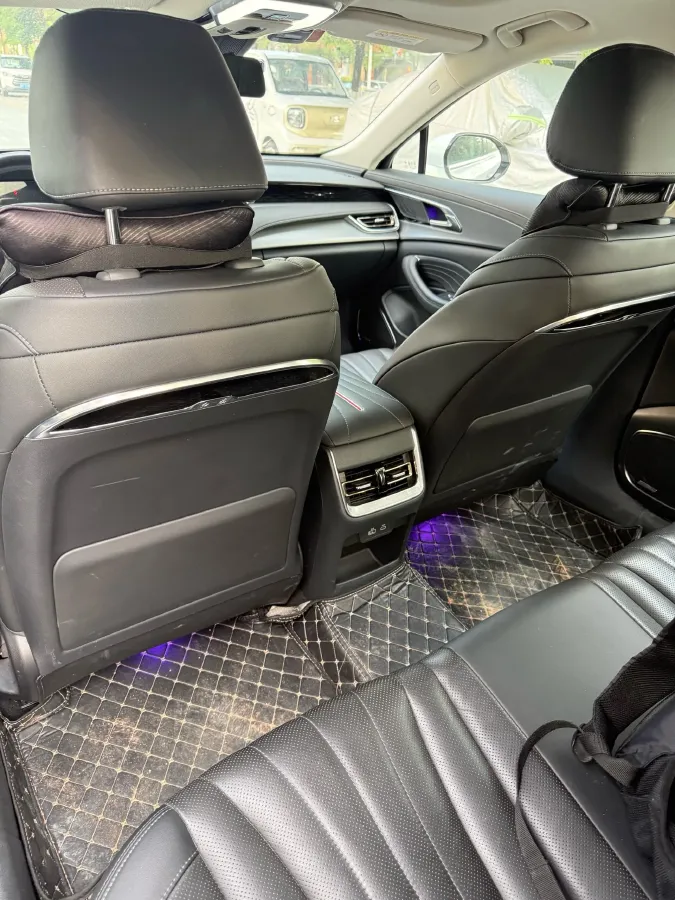 2023 HongQi H5 1.5T 169HP L4 E-CVT Hybrid,autocango,china used car exporter,china ev exporter,chinese used car exporter,chinese used ev exporter