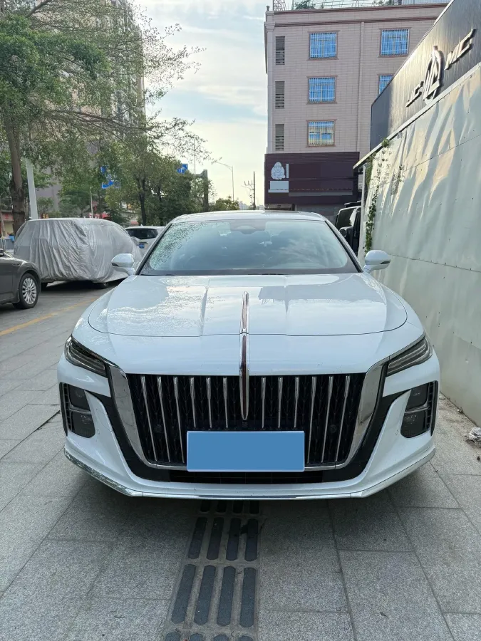 2023 HongQi H5 1.5T 169HP L4 E-CVT Hybrid,autocango,china used car exporter,china ev exporter,chinese used car exporter,chinese used ev exporter