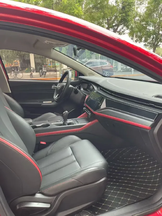 2021 Chery Arrizo 5 Plus 1.5T 156HP L4 5MT,autocango,china used car exporter,china ev exporter,chinese used car exporter,chinese used ev exporter
