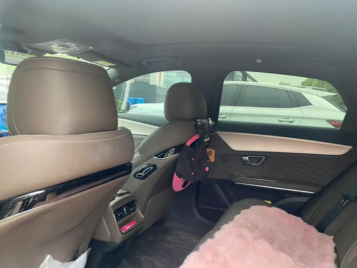 2024 BYD Han 1.5T 139HP L4 E-CVT PHEV 18.316KWH,autocango,china used car exporter,china ev exporter,chinese used car exporter,chinese used ev exporter