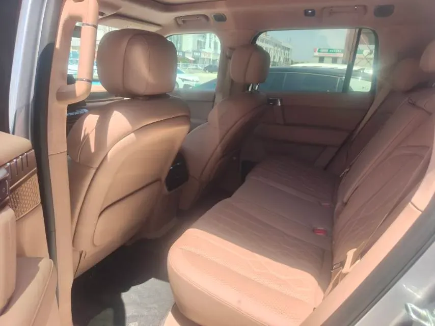 2025 M Hero WarriorM817 1.5T 197HP L4 PHEV,autocango,china used car exporter,china ev exporter,chinese used car exporter,chinese used ev exporter