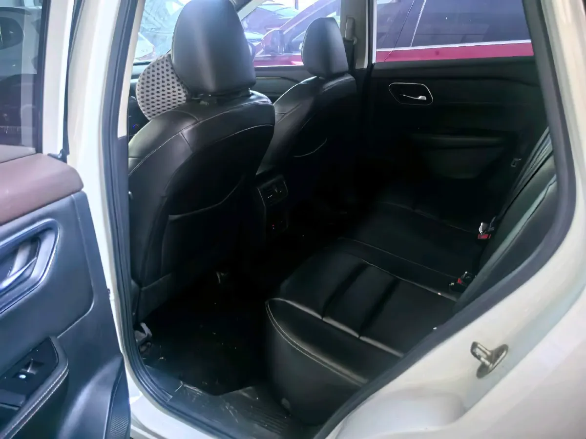 2021 Nissan X-Trail 1.5T 204HP L3 CVT,autocango,china used car exporter,china ev exporter,chinese used car exporter,chinese used ev exporter