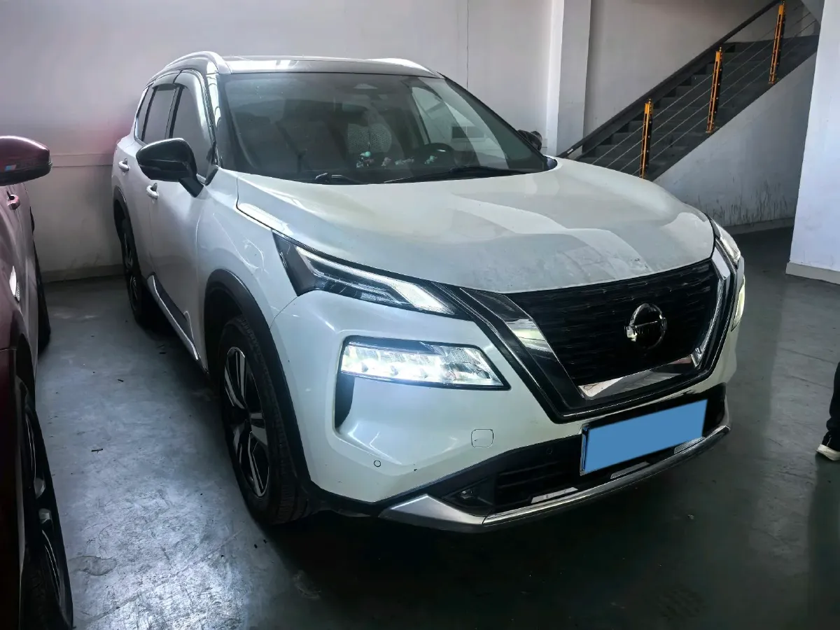 2021 Nissan X-Trail 1.5T 204HP L3 CVT,autocango,china used car exporter,china ev exporter,chinese used car exporter,chinese used ev exporter