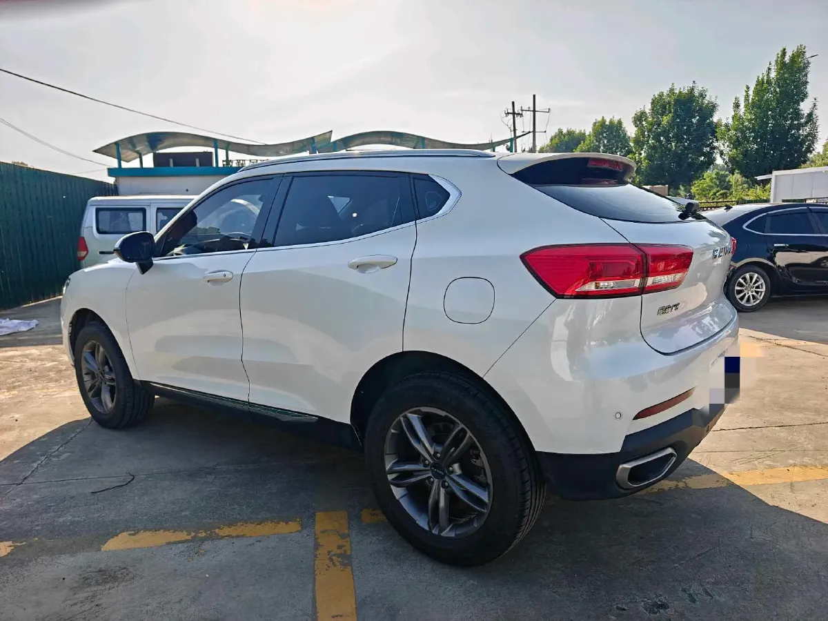 2018 Haval F5 1.5T 169HP L4 7DCT,autocango,china used car exporter,china ev exporter,chinese used car exporter,chinese used ev exporter