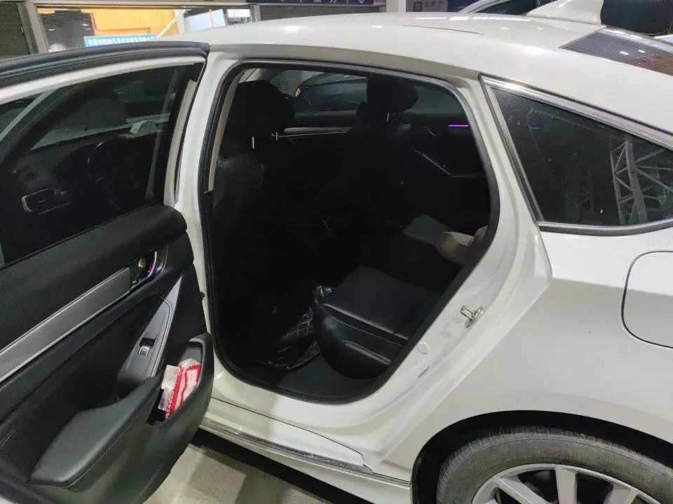 2022 Honda Accord 1.5T 194HP L4 CVT,autocango,china used car exporter,china ev exporter,chinese used car exporter,chinese used ev exporter