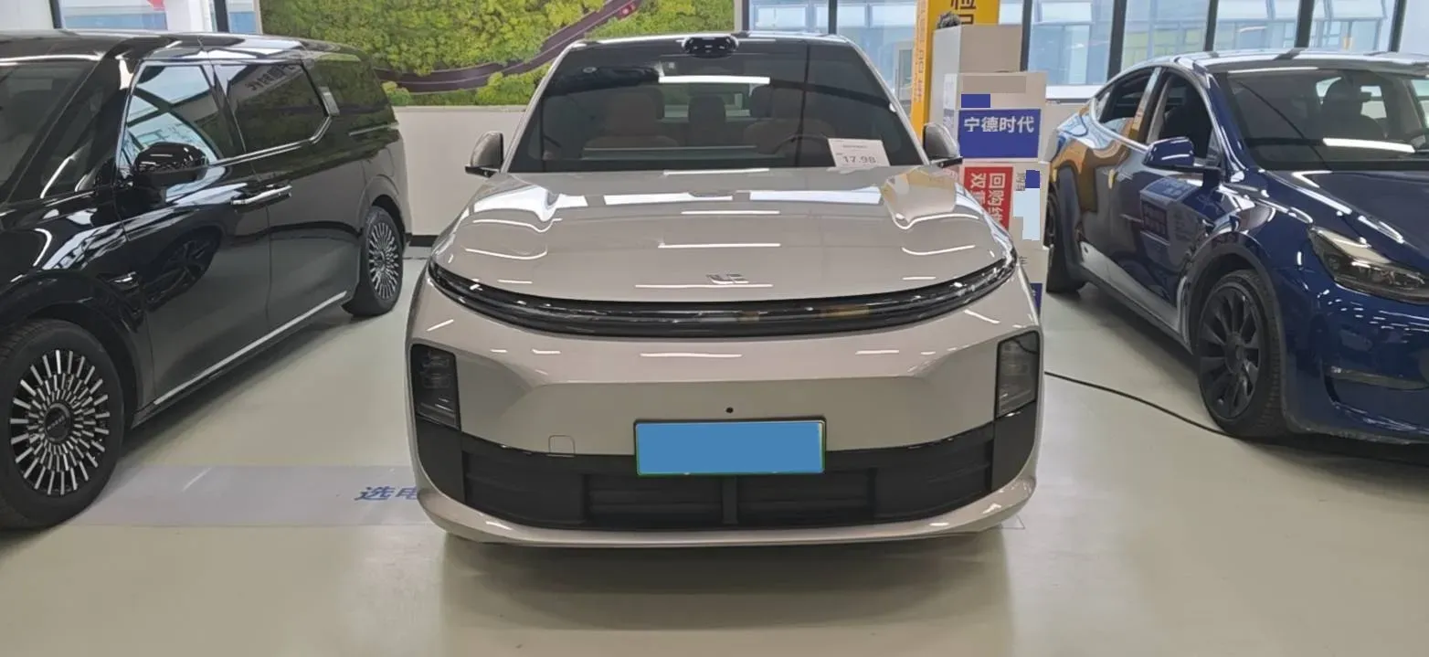 2024 Li L6 Range Extended 154HP L4 REEV 36.8KWH,autocango,china used car exporter,china ev exporter,chinese used car exporter,chinese used ev exporter