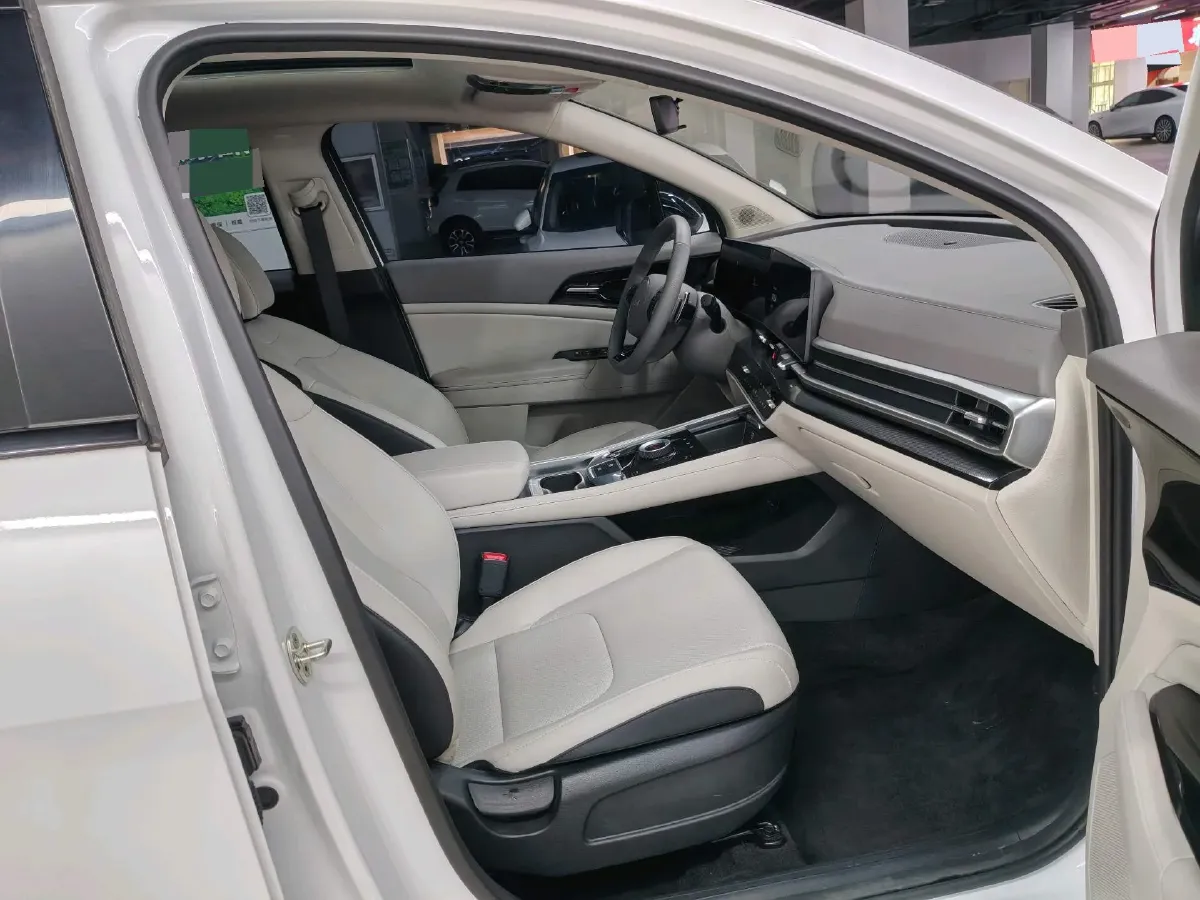 2025 Kia Sportage 1.5T 200HP L4 8AT,autocango,china used car exporter,china ev exporter,chinese used car exporter,chinese used ev exporter