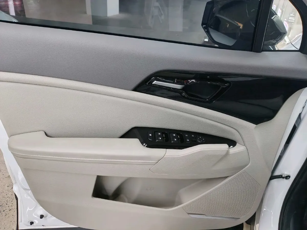 2025 Kia Sportage 1.5T 200HP L4 8AT,autocango,china used car exporter,china ev exporter,chinese used car exporter,chinese used ev exporter