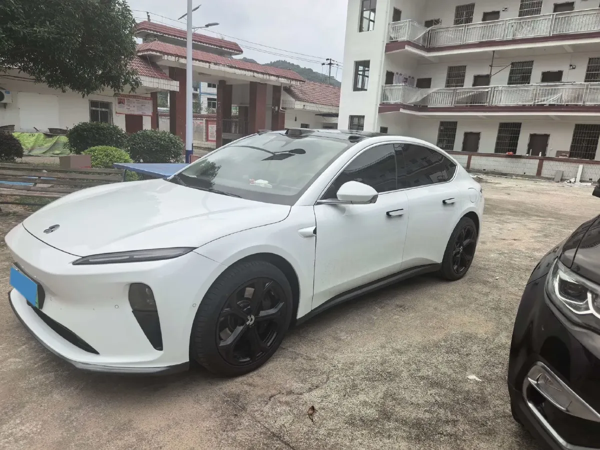 2024 NIO ET5 BEV 75KWH,autocango,china used car exporter,china ev exporter,chinese used car exporter,chinese used ev exporter