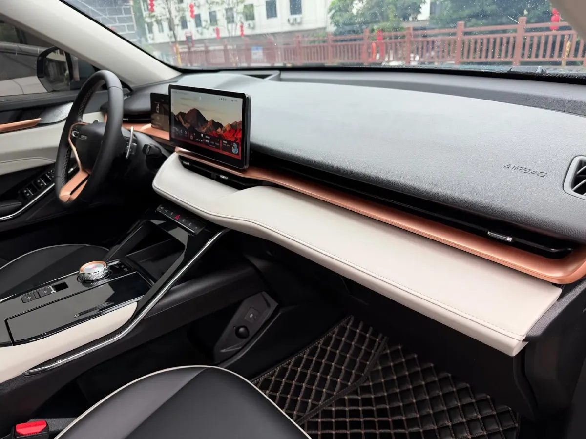 2022 Haval H6 1.5T 184HP L4 7DCT,autocango,china used car exporter,china ev exporter,chinese used car exporter,chinese used ev exporter