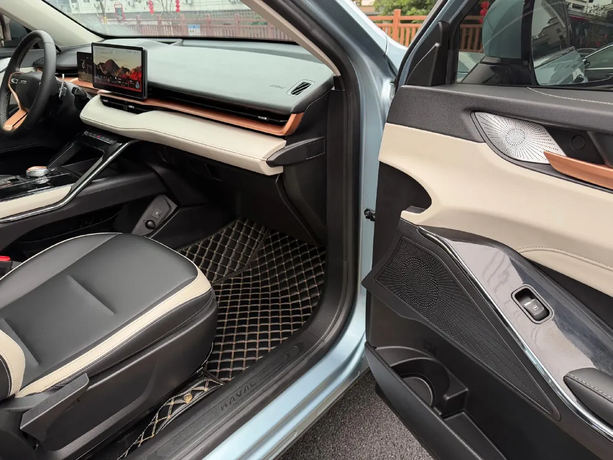2022 Haval H6 1.5T 184HP L4 7DCT,autocango,china used car exporter,china ev exporter,chinese used car exporter,chinese used ev exporter