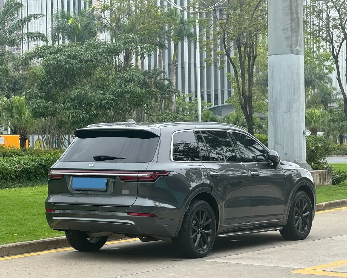2020 Li ONE Range Extended 131HP REEV 40.5KWH,autocango,china used car exporter,china ev exporter,chinese used car exporter,chinese used ev exporter