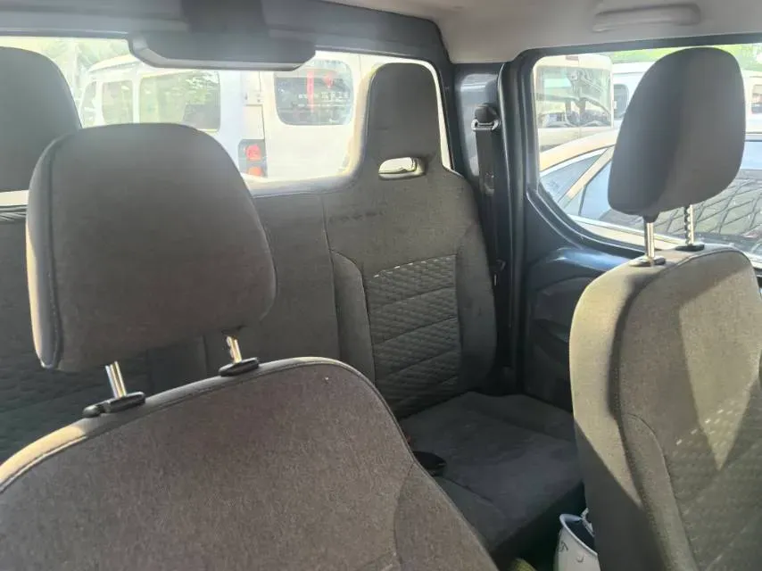 2021 WuLing ZhentTu 1.5L 99HP L4 5MT,autocango,china used car exporter,china ev exporter,chinese used car exporter,chinese used ev exporter