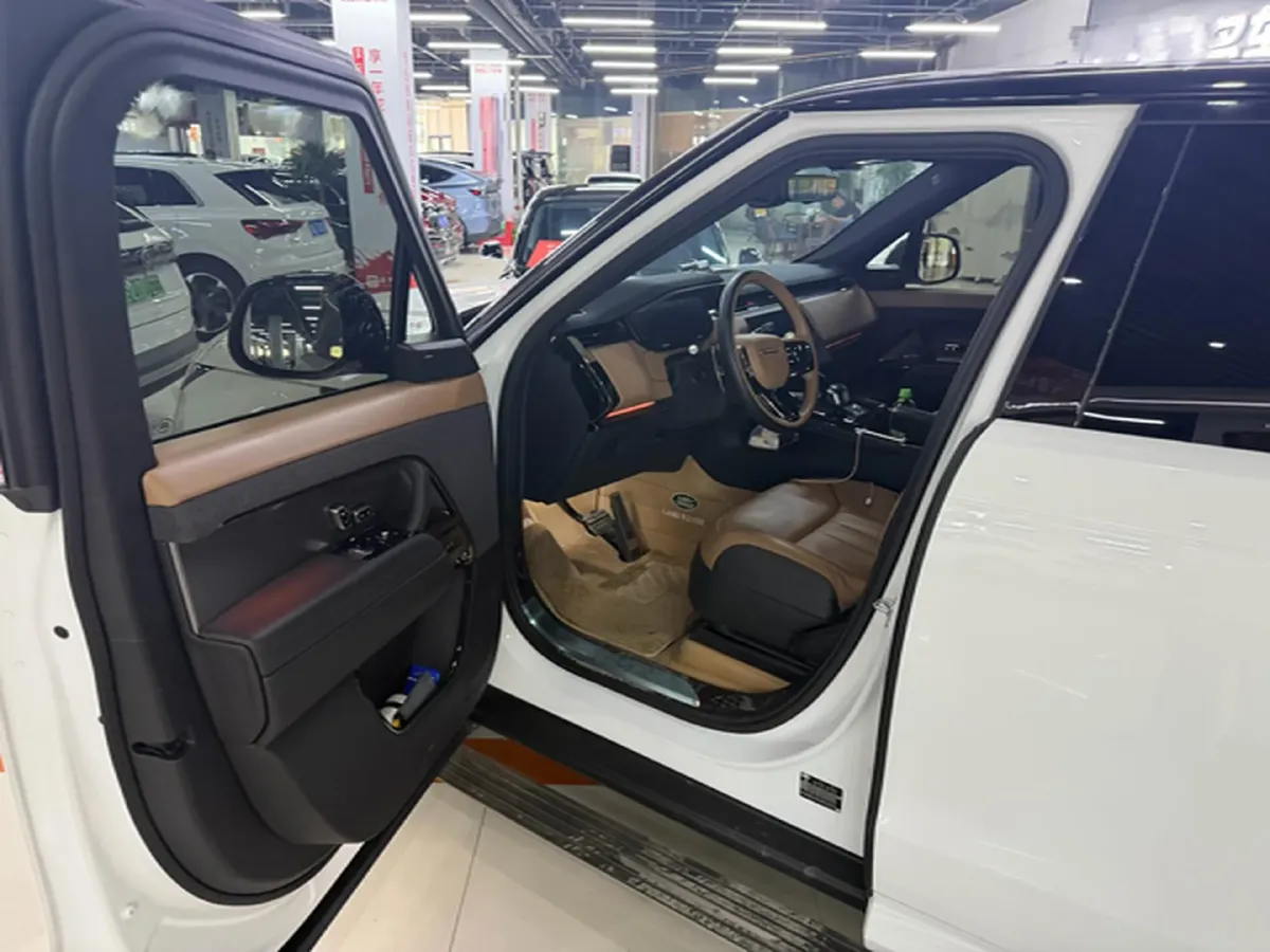 2024 Land Rover Range Rover Sport 3.0T 400HP L6 8AT,autocango,china used car exporter,china ev exporter,chinese used car exporter,chinese used ev exporter