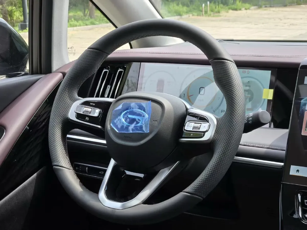 2024 GAC Trumpchi M8 2.0T 252HP L4 8AT,autocango,china used car exporter,china ev exporter,chinese used car exporter,chinese used ev exporter