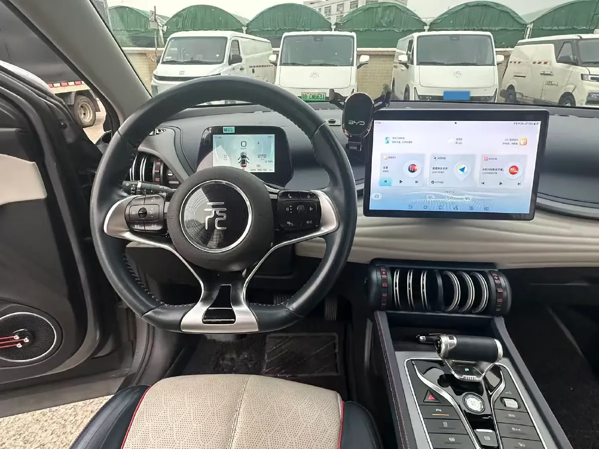 2022 Hycan Z03 BEV 64.23KWH,autocango,china used car exporter,china ev exporter,chinese used car exporter,chinese used ev exporter