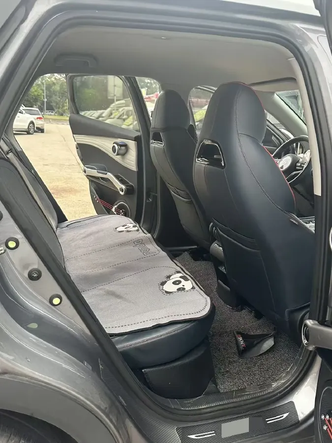 2022 Hycan Z03 BEV 64.23KWH,autocango,china used car exporter,china ev exporter,chinese used car exporter,chinese used ev exporter