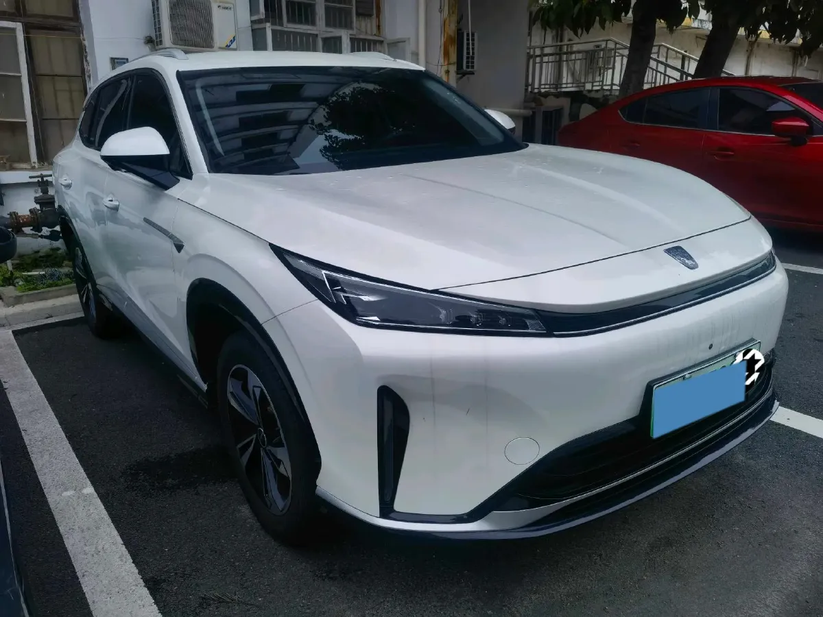 2024 Roewe D5X DMH 1.5T 150HP L4 2DHT PHEV 21.4KWH,autocango,china used car exporter,china ev exporter,chinese used car exporter,chinese used ev exporter