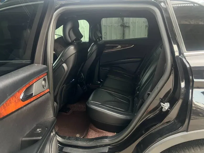 2019 Lincoln Nautilus 2.0T 235HP L4 8AT,autocango,china used car exporter,china ev exporter,chinese used car exporter,chinese used ev exporter