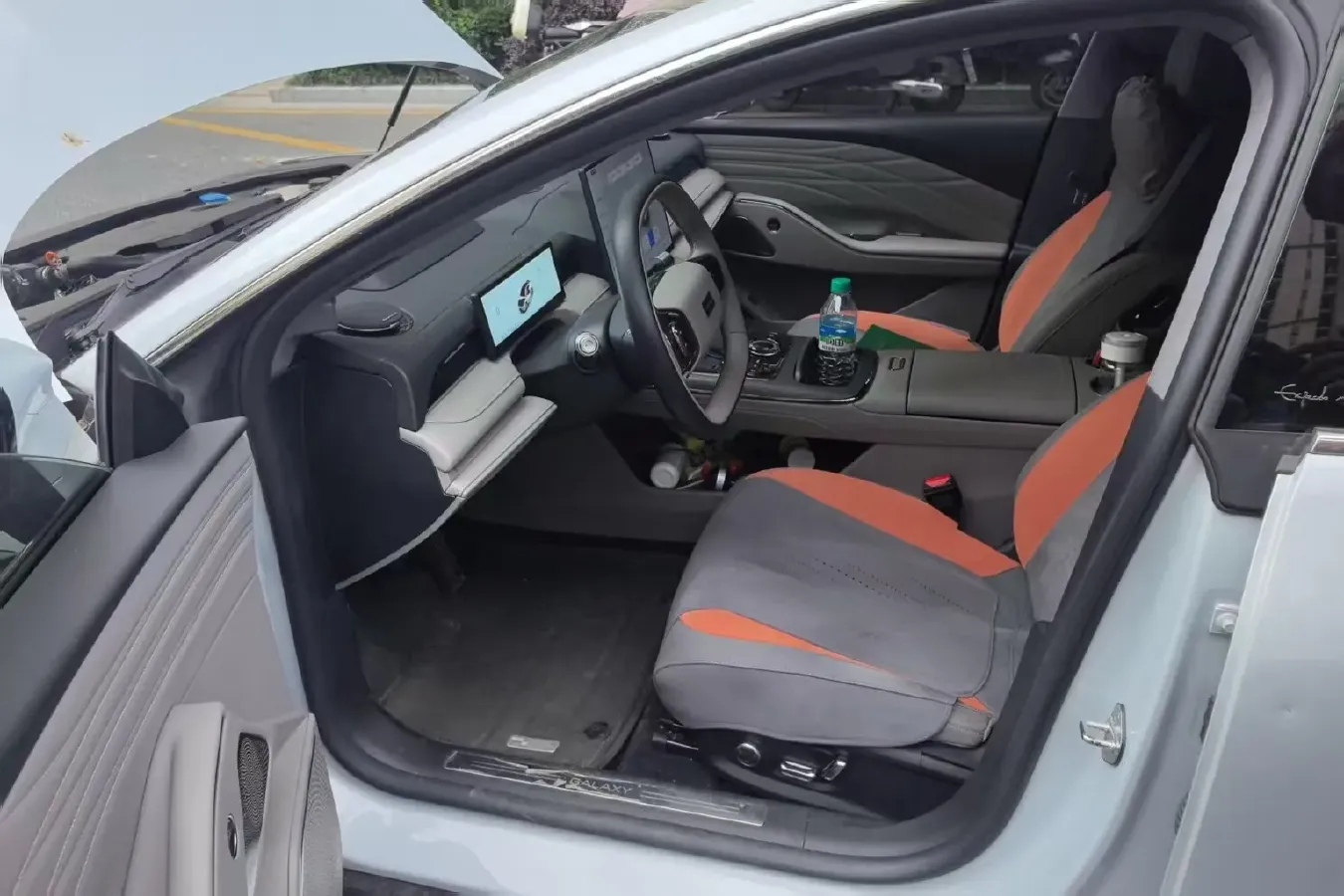 2025 Geely Galaxy Starshine 8 1.5L 112HP L4 1DHT PHEV,autocango,china used car exporter,china ev exporter,chinese used car exporter,chinese used ev exporter