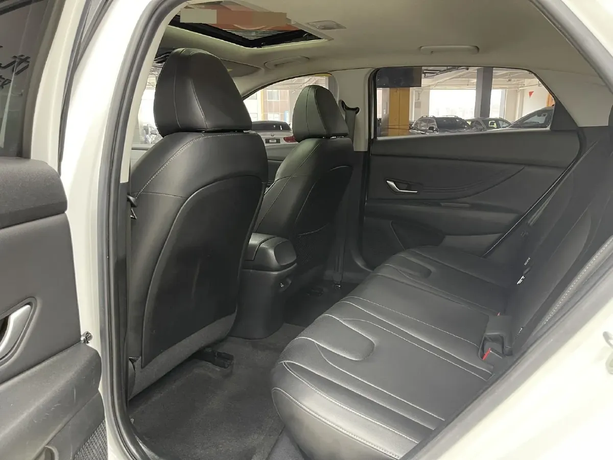 2021 Hyundai Elantra 1.5L 115HP L4 CVT,autocango,china used car exporter,china ev exporter,chinese used car exporter,chinese used ev exporter