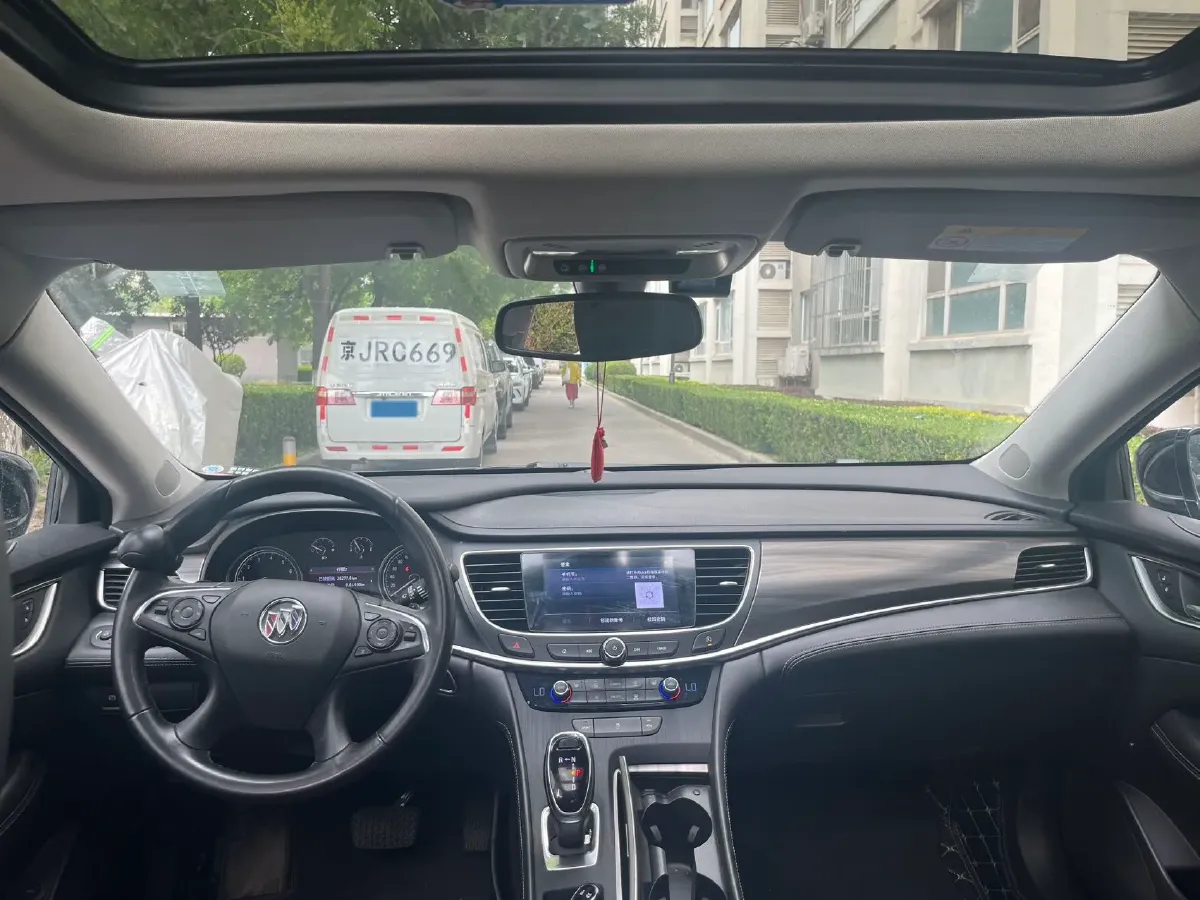2022 Buick Larcosse 2.0T 237HP L4 9AT,autocango,china used car exporter,china ev exporter,chinese used car exporter,chinese used ev exporter