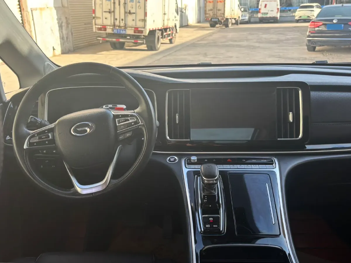 2021 GAC Trumpchi M8 2.0T 252HP L4 8AT,autocango,china used car exporter,china ev exporter,chinese used car exporter,chinese used ev exporter