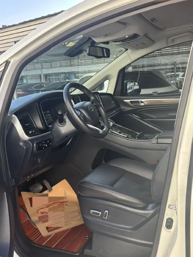 2021 GAC Trumpchi M8 2.0T 252HP L4 8AT,autocango,china used car exporter,china ev exporter,chinese used car exporter,chinese used ev exporter