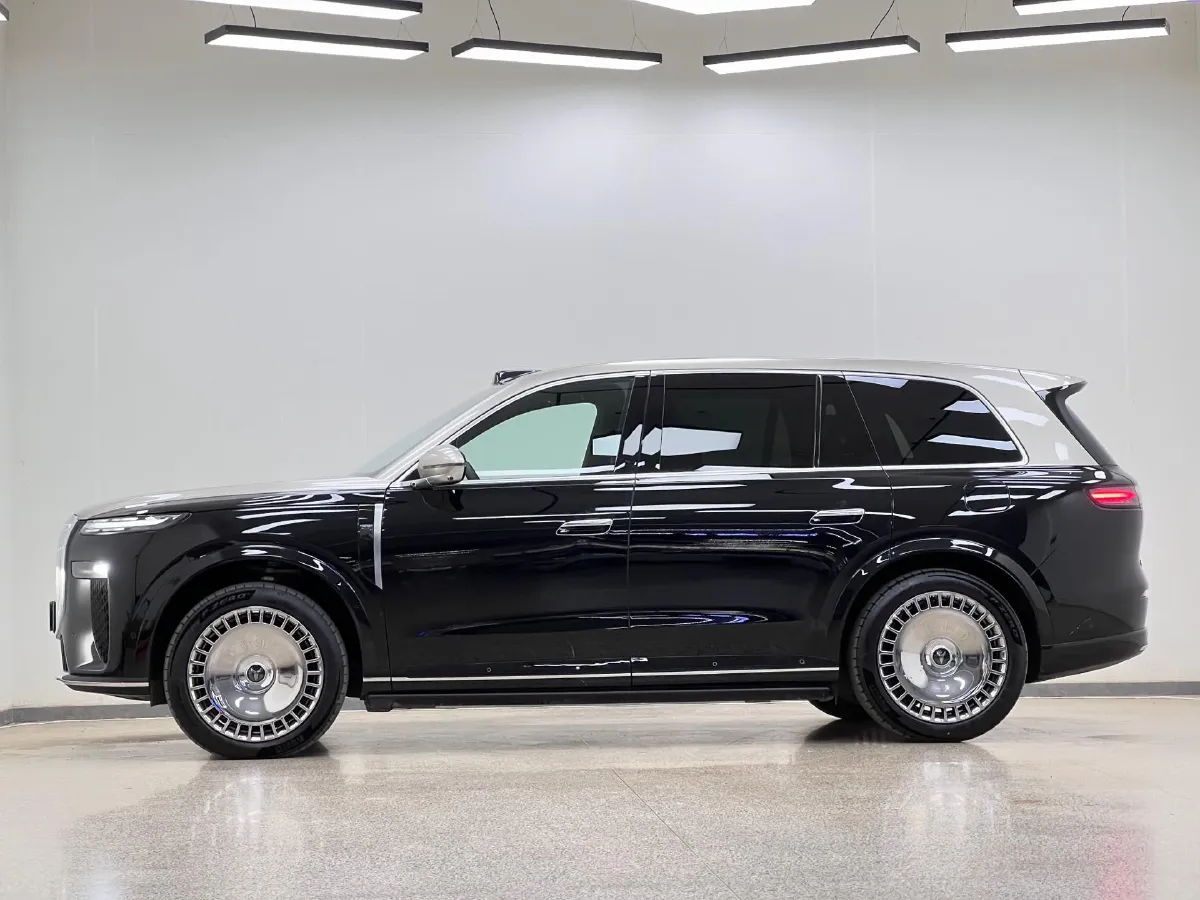 2026 Voyah TaiShan 1.5T 150HP L4 PHEV,autocango,china used car exporter,china ev exporter,chinese used car exporter,chinese used ev exporter