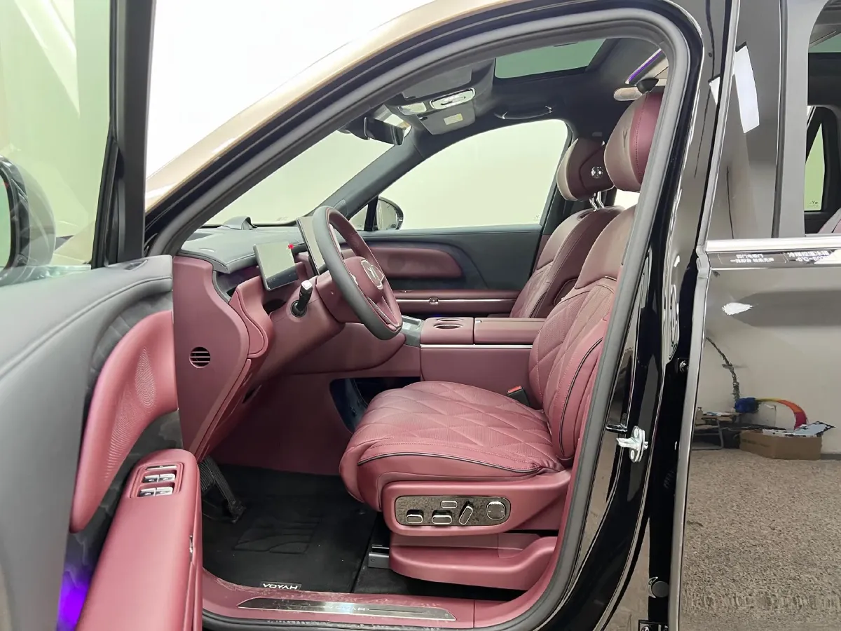 2026 Voyah TaiShan 1.5T 150HP L4 PHEV,autocango,china used car exporter,china ev exporter,chinese used car exporter,chinese used ev exporter