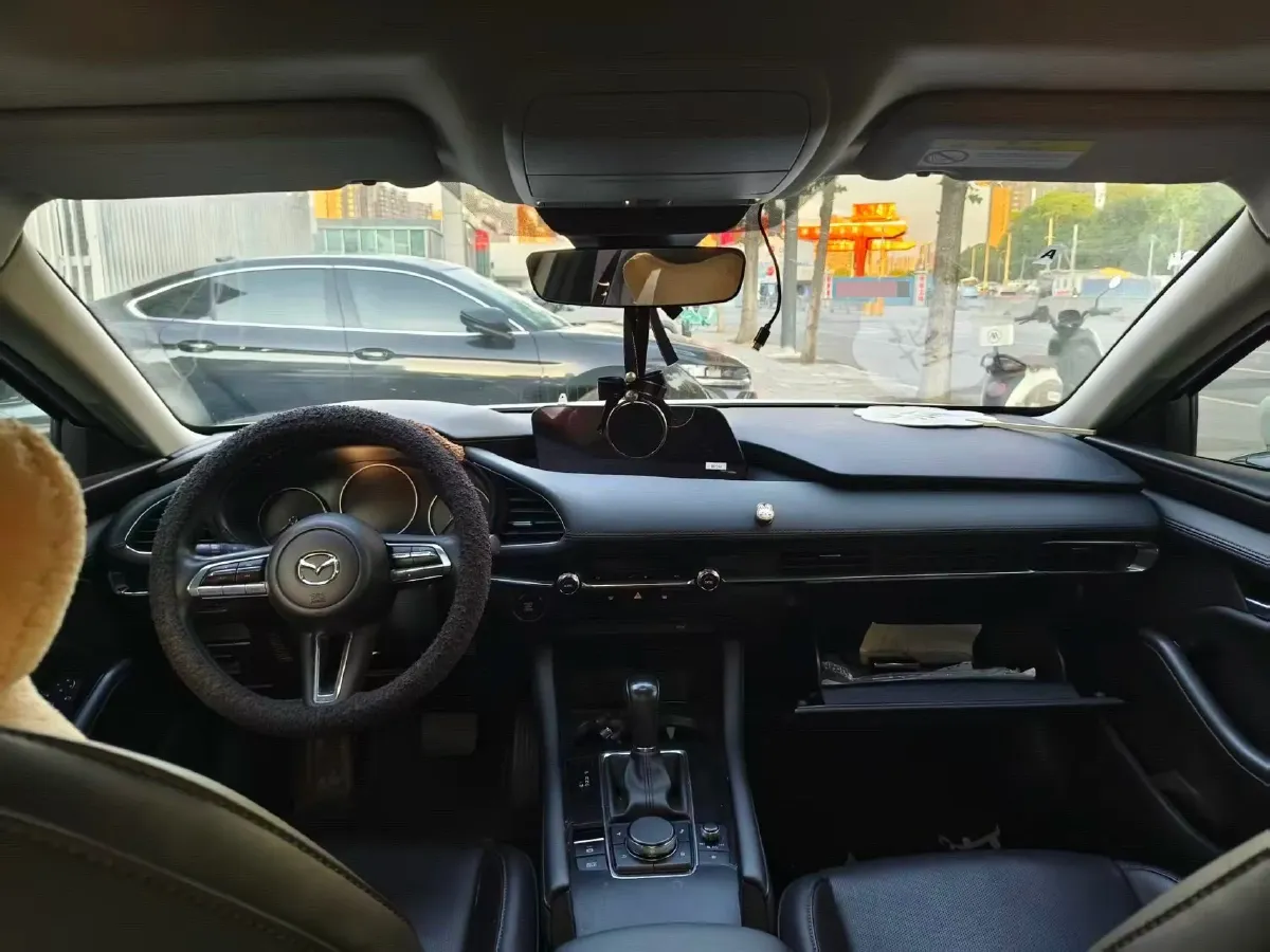 2021 Mazda 3 Axela 2.0L 158HP L4 6AT,autocango,china used car exporter,china ev exporter,chinese used car exporter,chinese used ev exporter