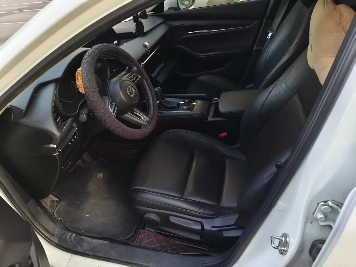 2021 Mazda 3 Axela 2.0L 158HP L4 6AT,autocango,china used car exporter,china ev exporter,chinese used car exporter,chinese used ev exporter