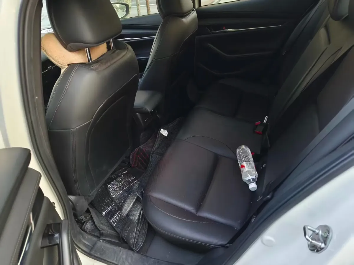 2021 Mazda 3 Axela 2.0L 158HP L4 6AT,autocango,china used car exporter,china ev exporter,chinese used car exporter,chinese used ev exporter