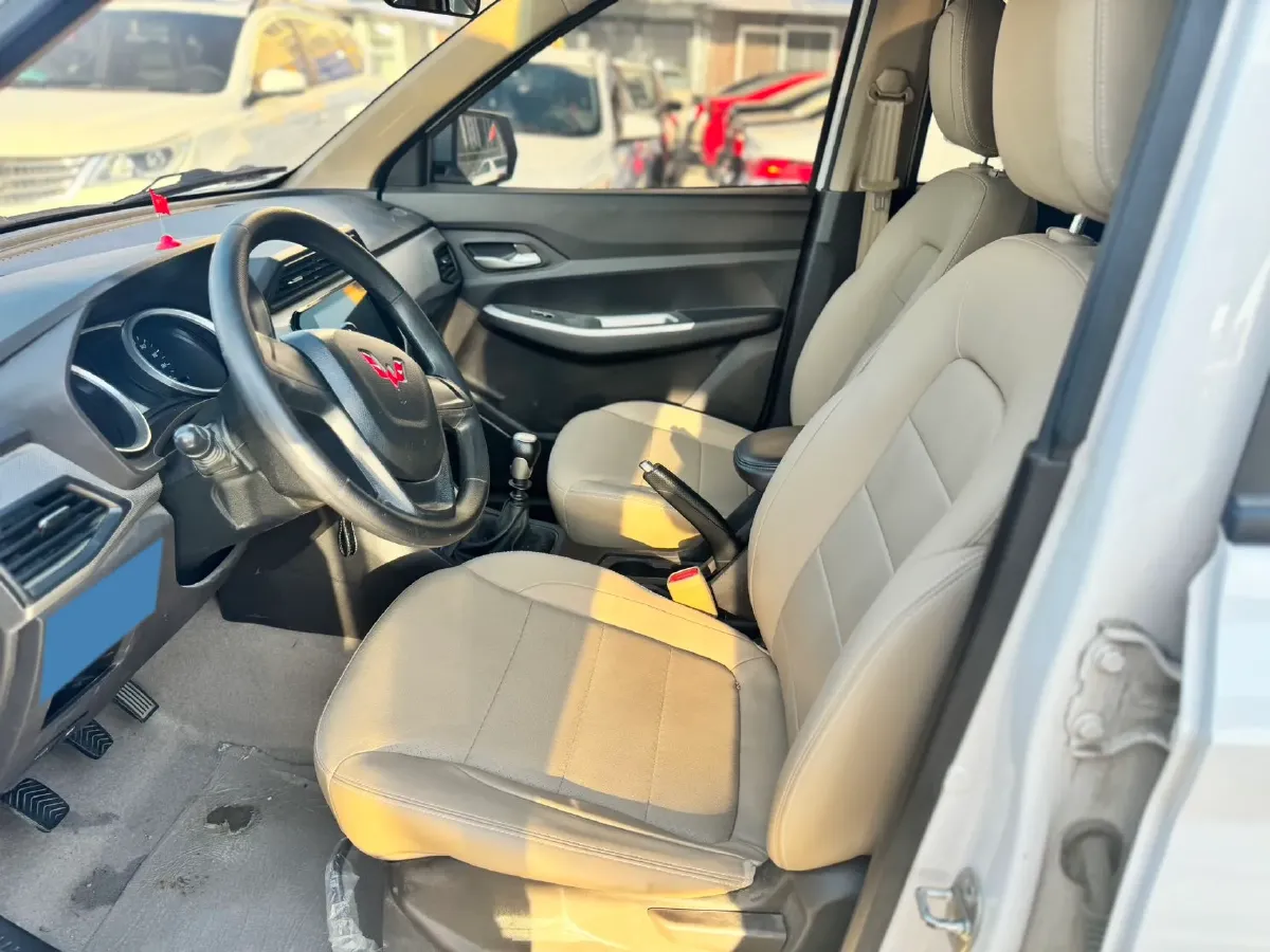 2021 Yema SiPaiKa 1.5L 109HP L4 5MT,autocango,china used car exporter,china ev exporter,chinese used car exporter,chinese used ev exporter