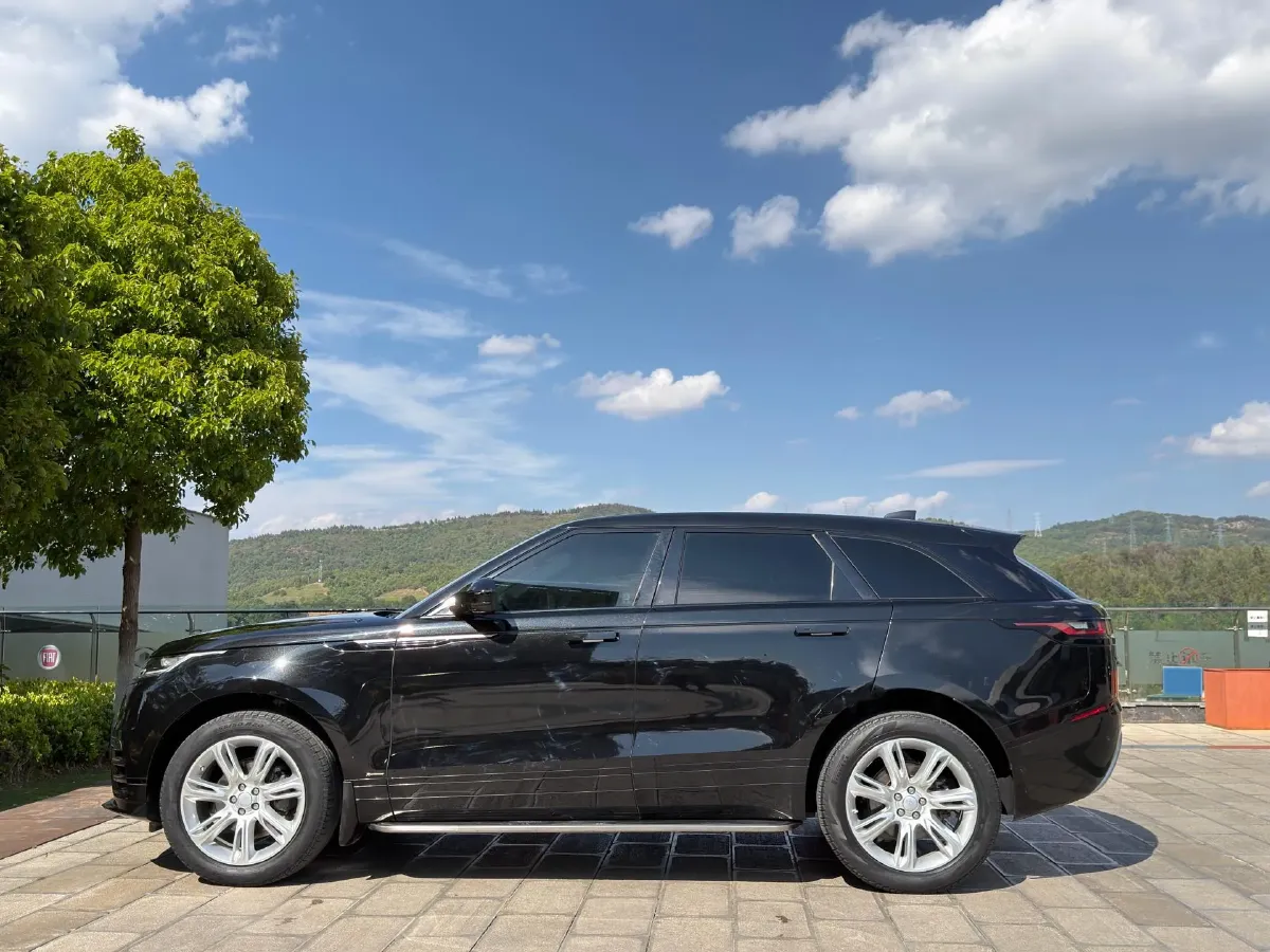 2020 Land Rover Range Rover Velar 2.0T 250HP L4 8AT,autocango,china used car exporter,china ev exporter,chinese used car exporter,chinese used ev exporter